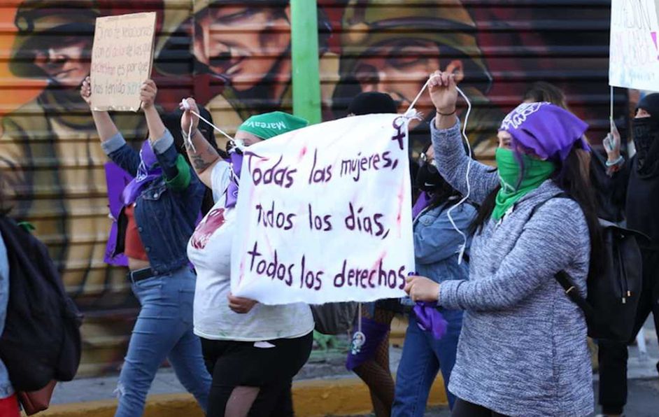 Marcha feminista por el 8M en Pachuca. (Jorge Sánchez)