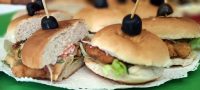 Restaurantes compiten por mejor sándwich de Puerto Montt