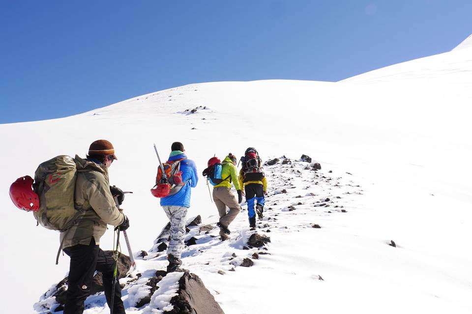 Noticias Diario Puerto Varas Turismo y Panoramas Montañismo Volcan Osorno