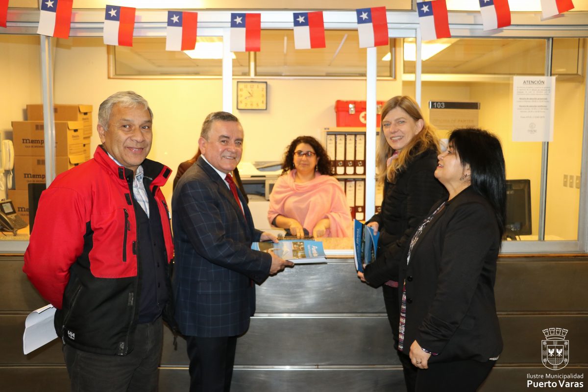 Diario Puerto Varas Alcalde entrega actualización de Planta Municipal a Contraloría
