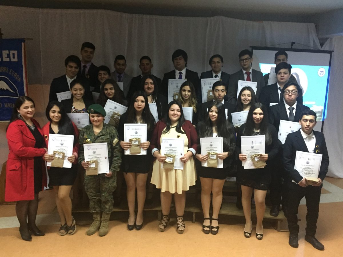 Diario Puerto Varas Titulación Alumnos Liceo Pedro Aguirre Cerda