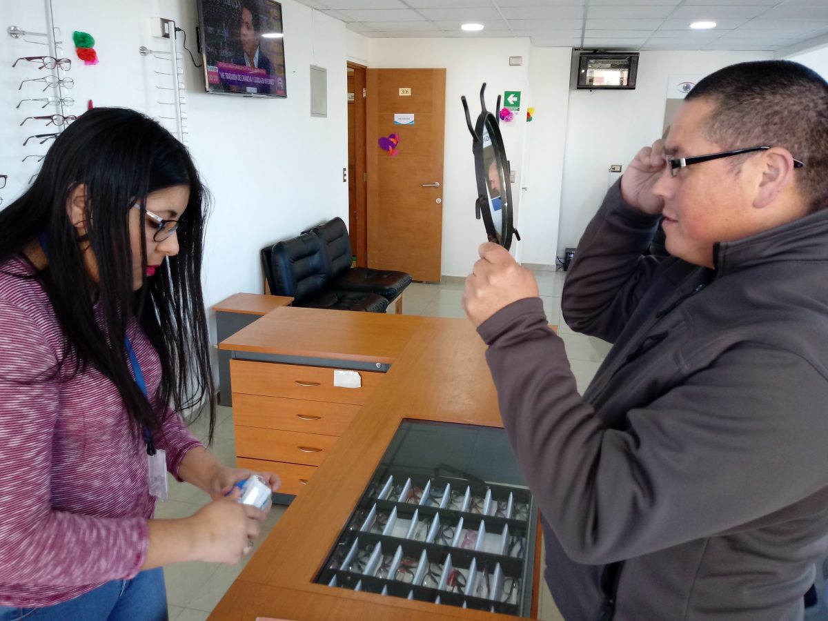 Centro de Especialidades de Salud Puerto Montt entrega 7 mil lentes ópticos - Diario Puerto Varas
