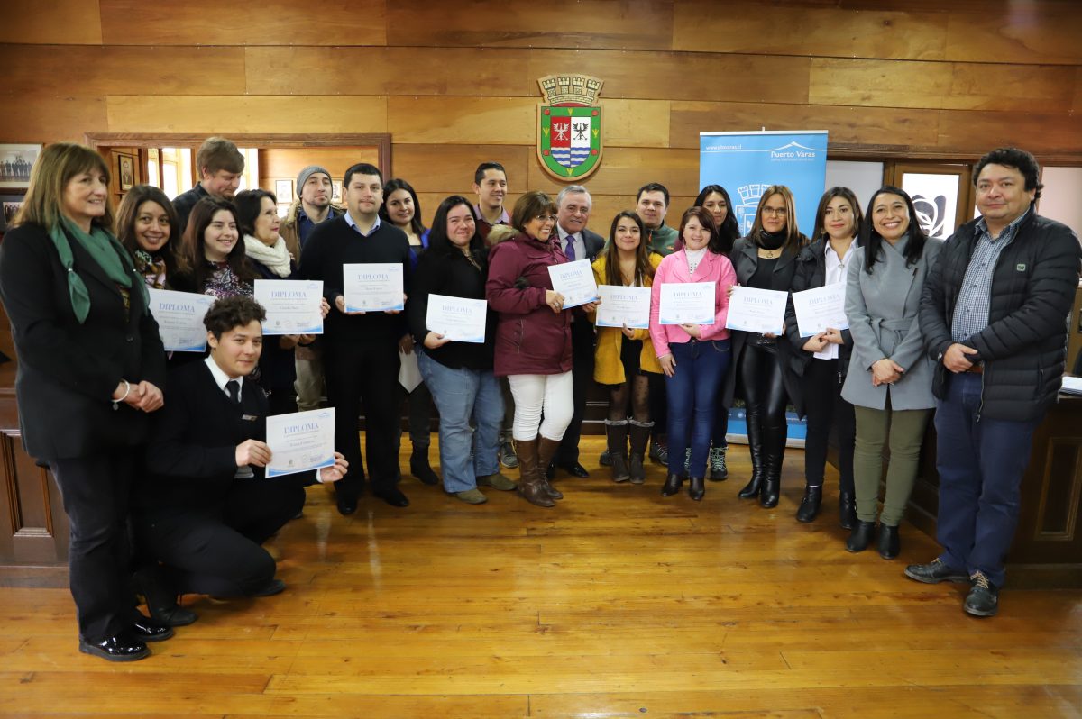 Certificación cursos Turismo - Diario Puerto Varas