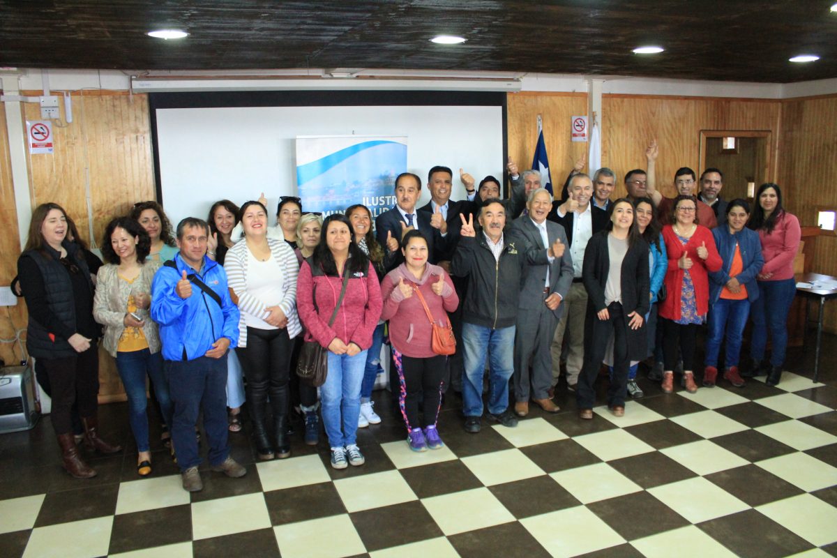 ESSAL y Municipio de Calbuco firman acuerdo para avanzar en proyectos sanitarios - Diario Puerto Varas