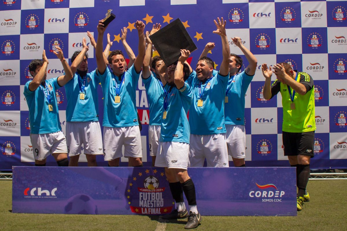 Axis campeón de Fútbol Maestro 2019 - Diario Puerto Varas