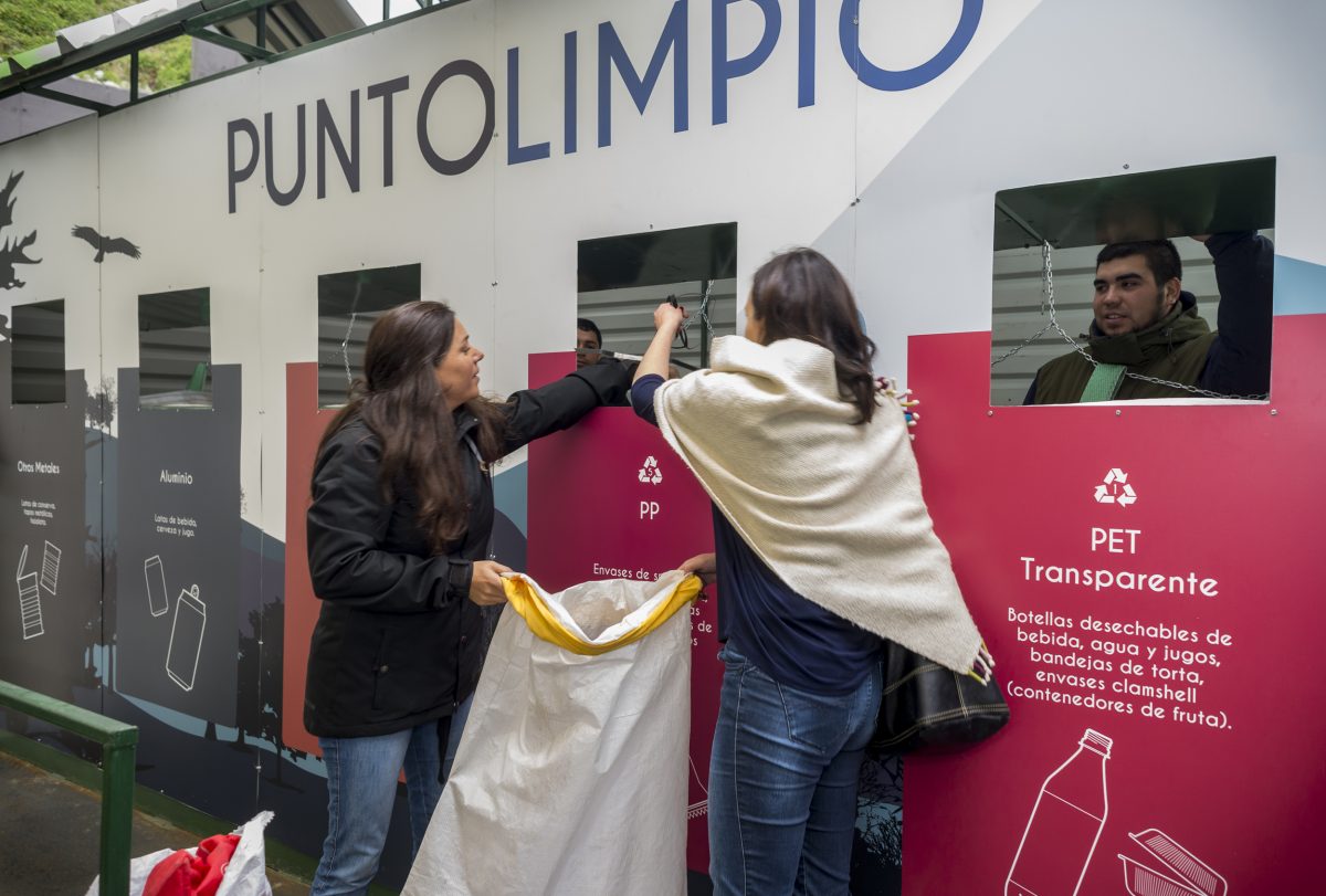 Punto Limpio ReCrea Los Lagos intensifica esfuerzos para atender demanda de la comunidad - Diario Puerto Varas