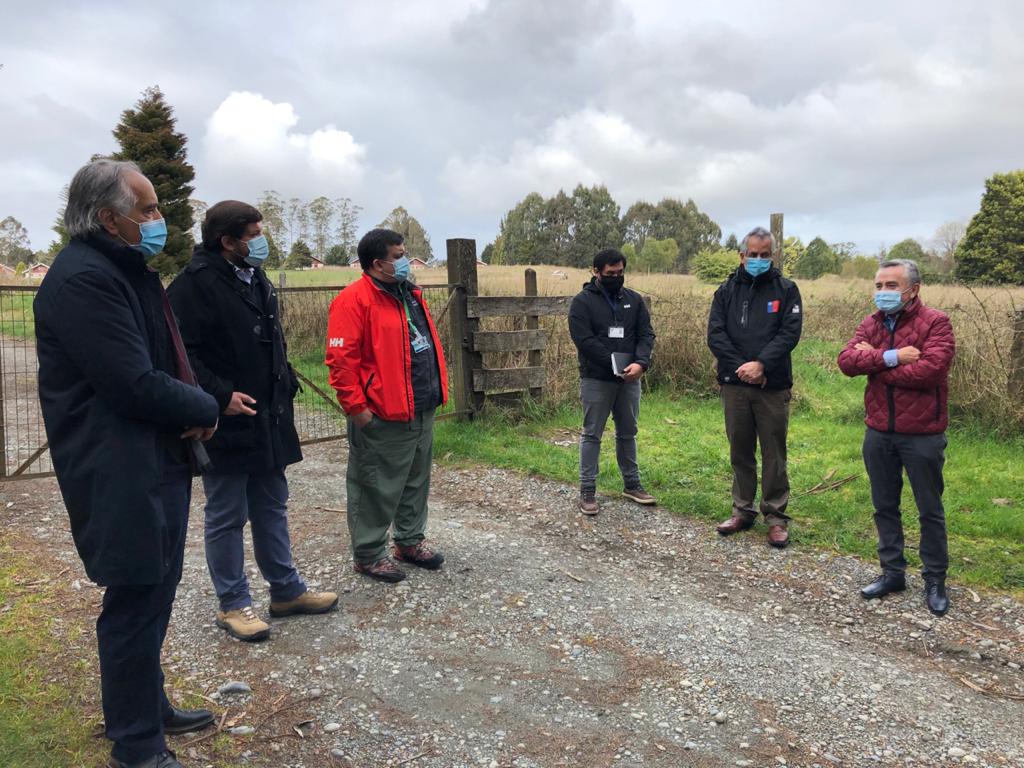 Autoridades visitan terreno del futuro Hospital de Puerto Varas