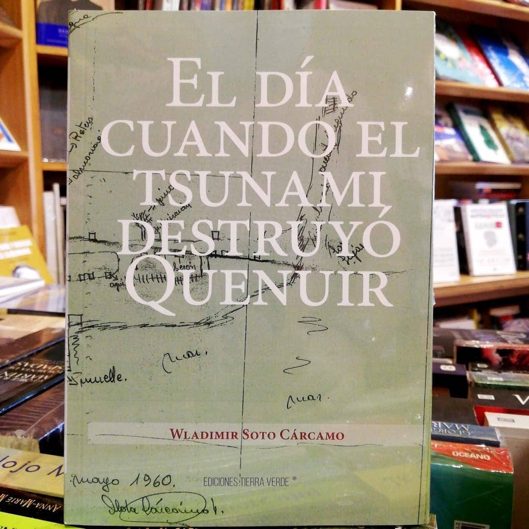 Libro revela la historia del devastador tsunami que golpeó a Quenuir en 1960