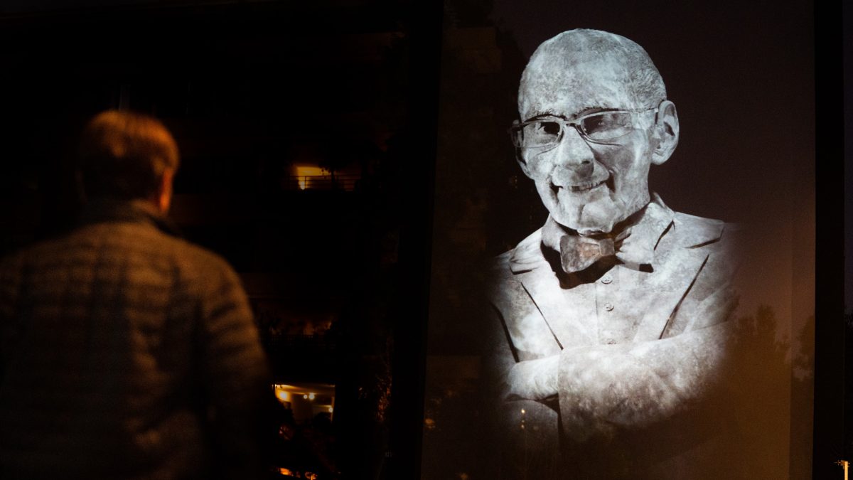 Hologramas gigantes llegan a Puerto Varas