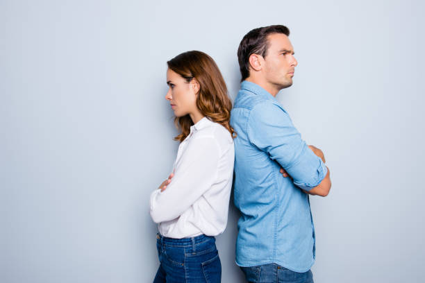 imagen de iStock - ¿Cómo nacieron los términos políticos izquierda y derecha?