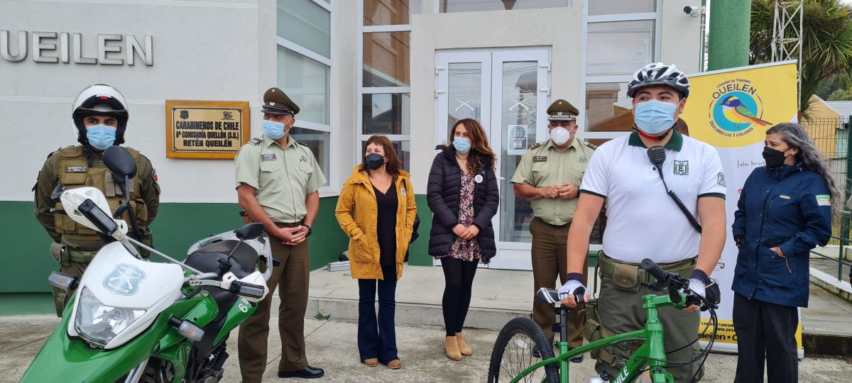 Cámara de Turismo de Queilen dona bicicletas a Carabineros