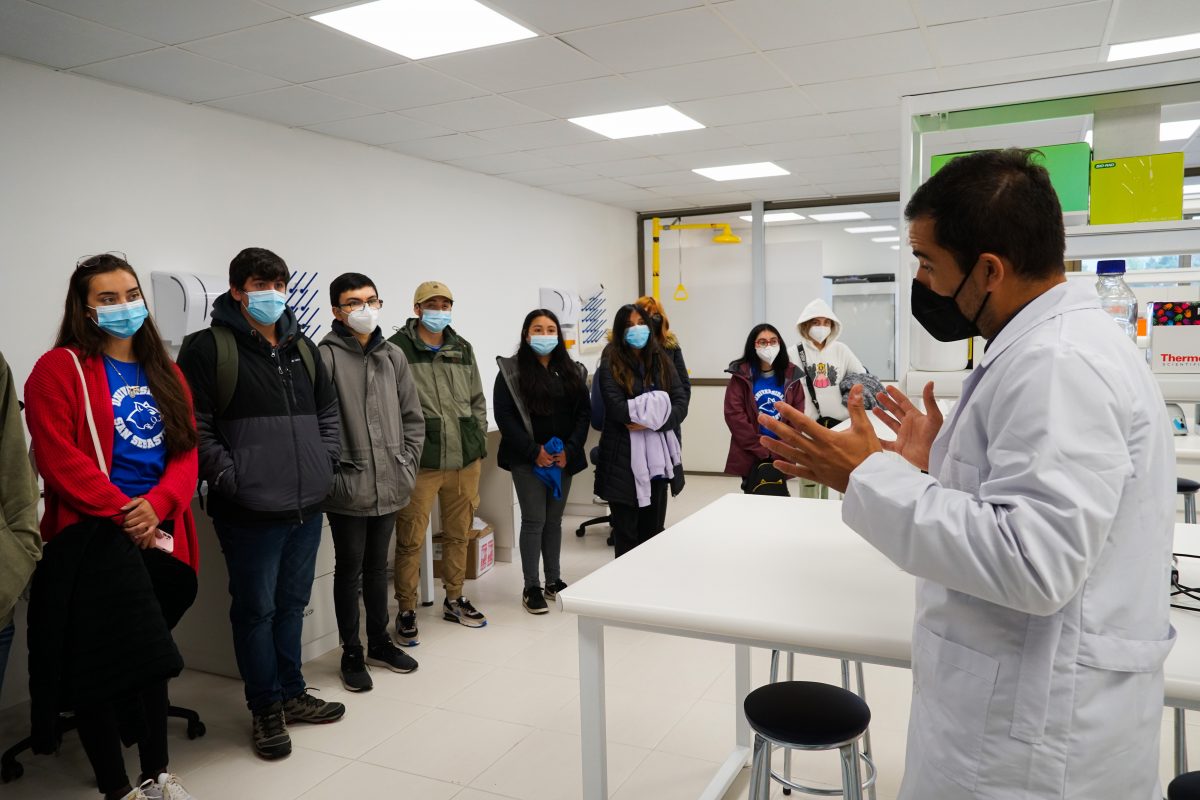 Cientos de estudiantes iniciaron su vida universitaria en Puerto Montt