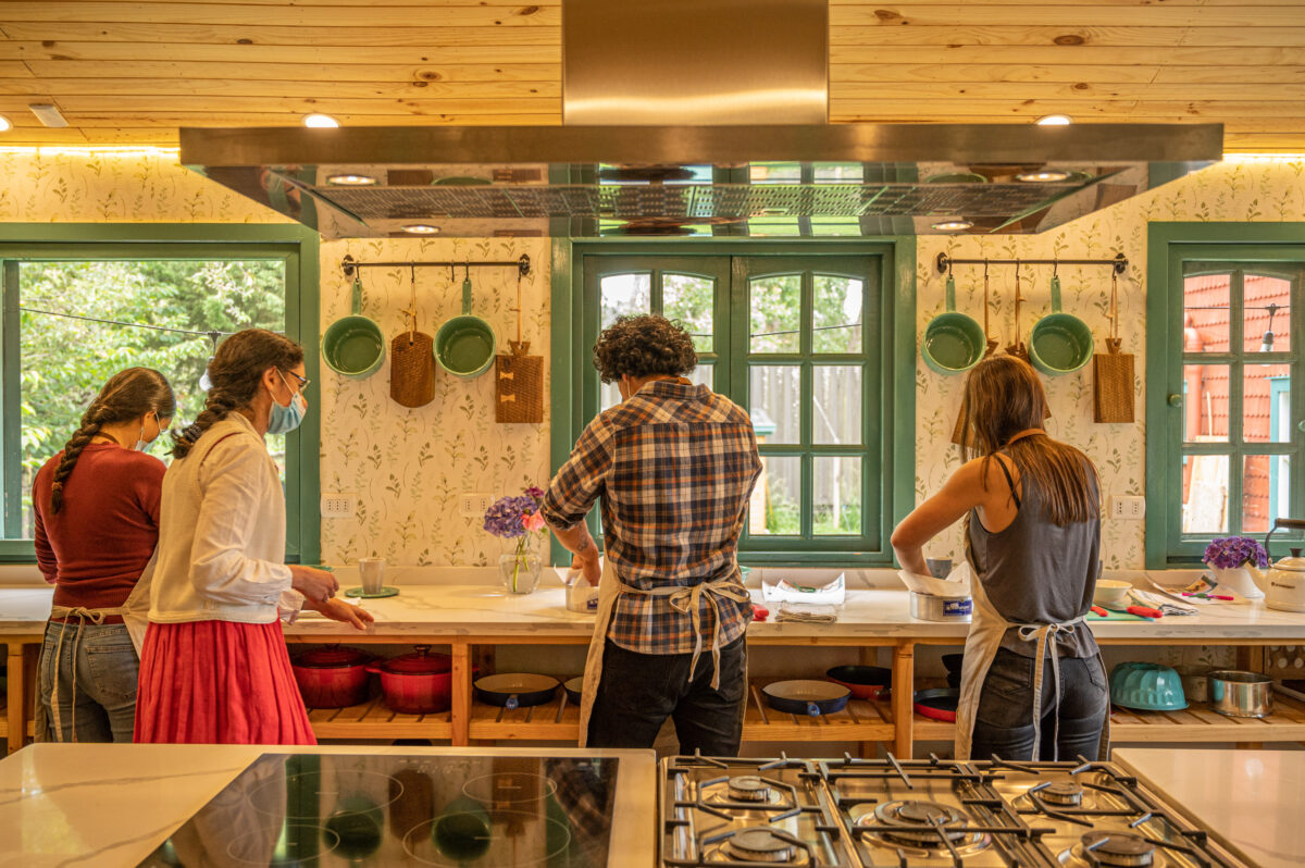Convocan a restaurantes de la cuenca del lago a inscribirse en 100K de otoño