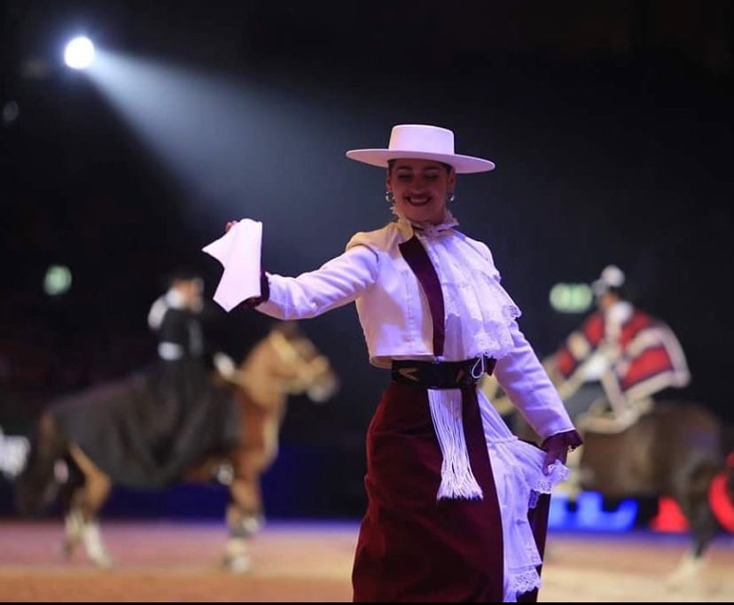 Instructores recomiendan la danza para liberar estrés
