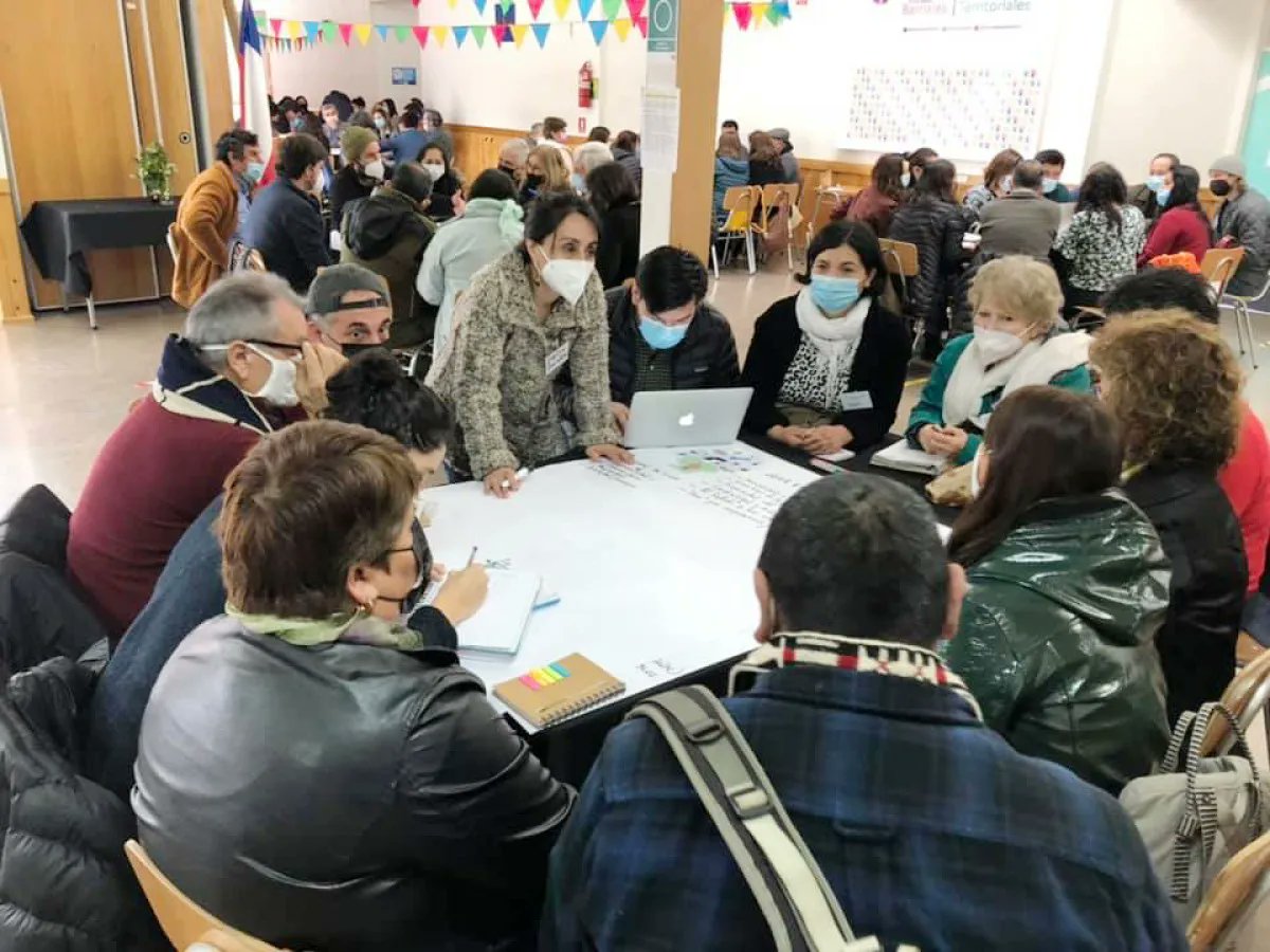 Puerto Varas fortalece rol de dirigentes con Escuela de Líderes Sociales