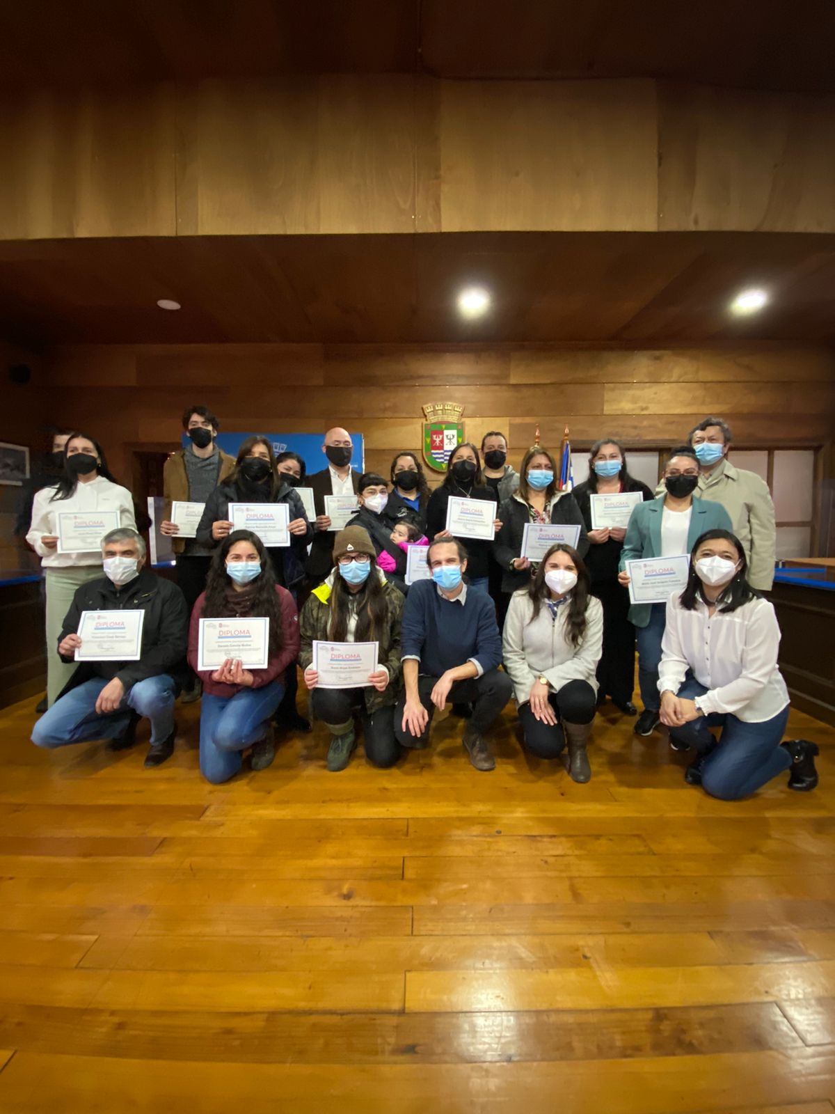 Municipio entrega diplomas de idioma a vecinos ligados al turismo