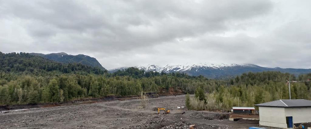 Hidroeléctrica retoma obras por paso de erupción del Volcán Calbuco