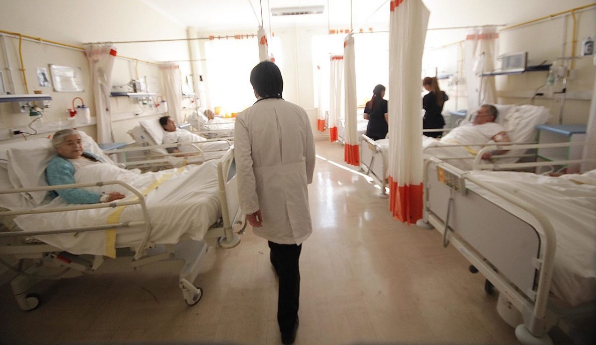 imagen de www.tvu.cl - Opinión: ¿Salud en la UCI?