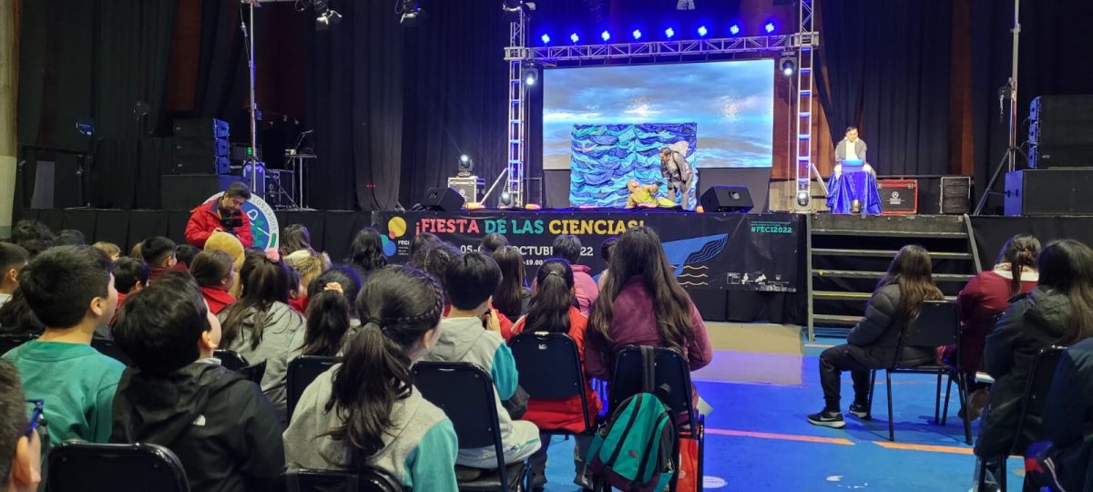 Estudiantes participan en Feria de las Ciencias 2022