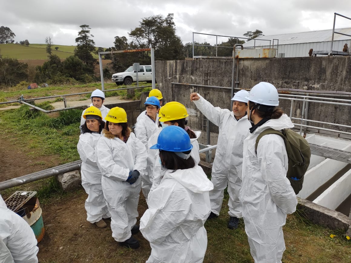 Realizan visita técnica a planta de tratamiento de aguas servidas en Nueva Braunau