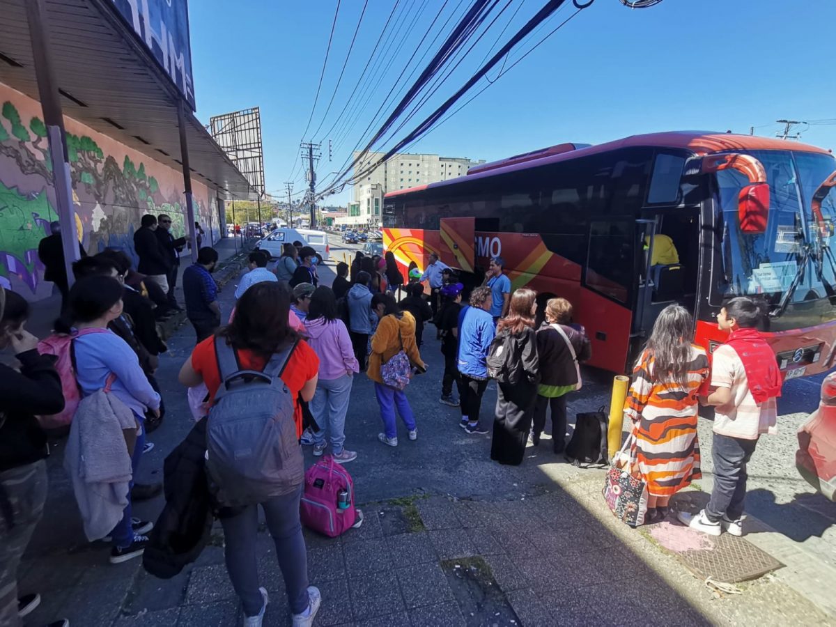 Niños de Mejor Niñez viajan gracias a Turismo Social de Sernatur
