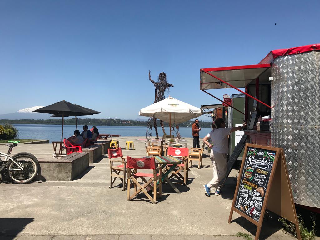 ¿Cómo funcionan los carritos de comida en Puerto Varas?