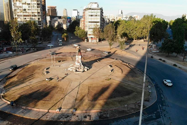 imagen de www.infraestructurapublica.cl - Opinión: Plaza Italia Baquedano o Dignidad una zona de disputa simbólica