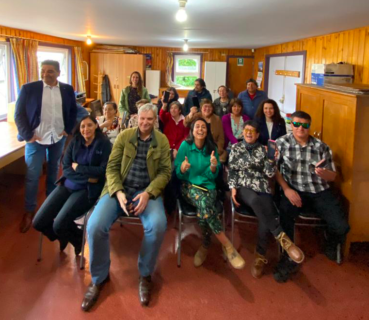 Personas con discapacidad visual se capacitan gracias a subvenciones municipales