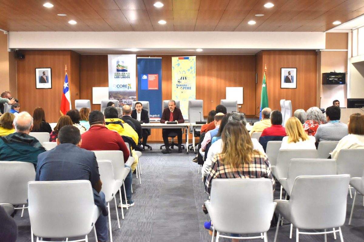 Conversatorio profundiza sobre inversión en la región