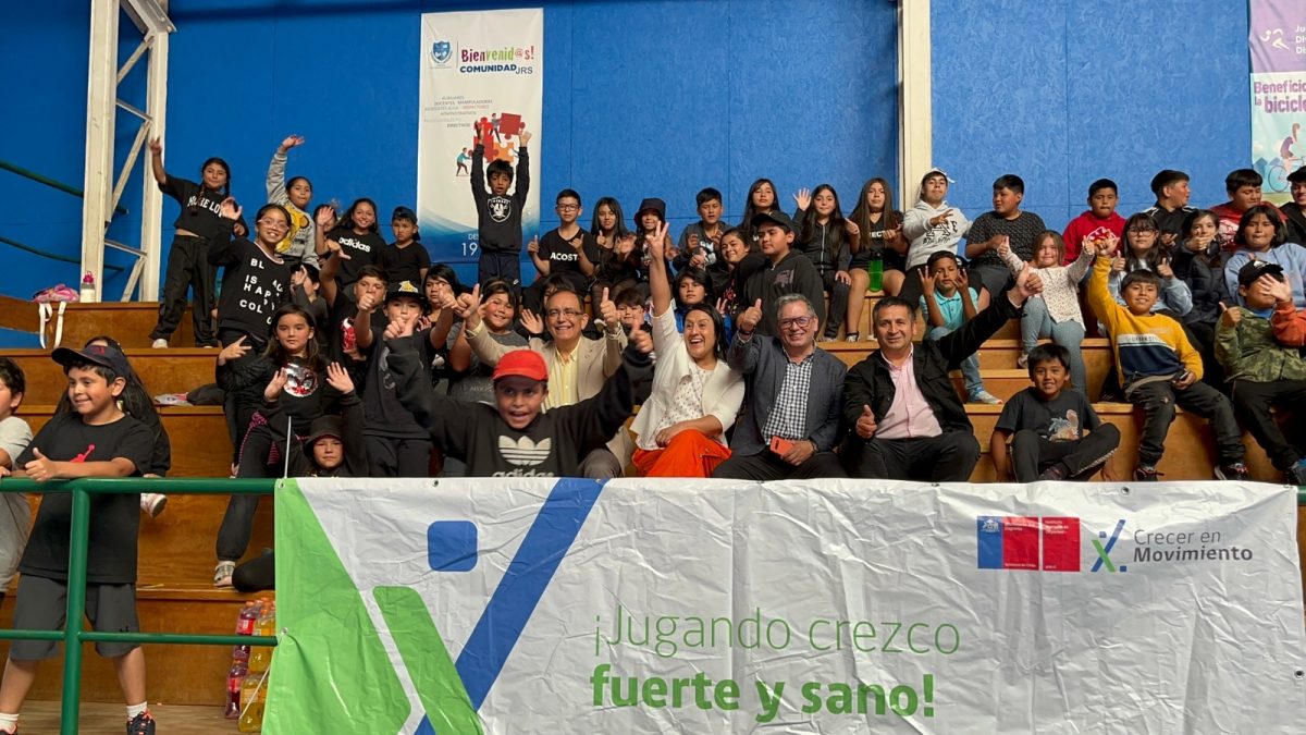 Niños acceden a centros de verano para hijos de temporeras