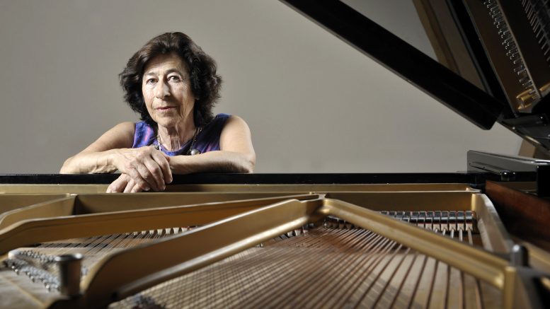 Pianista Edith Fischer se presenta en Castro