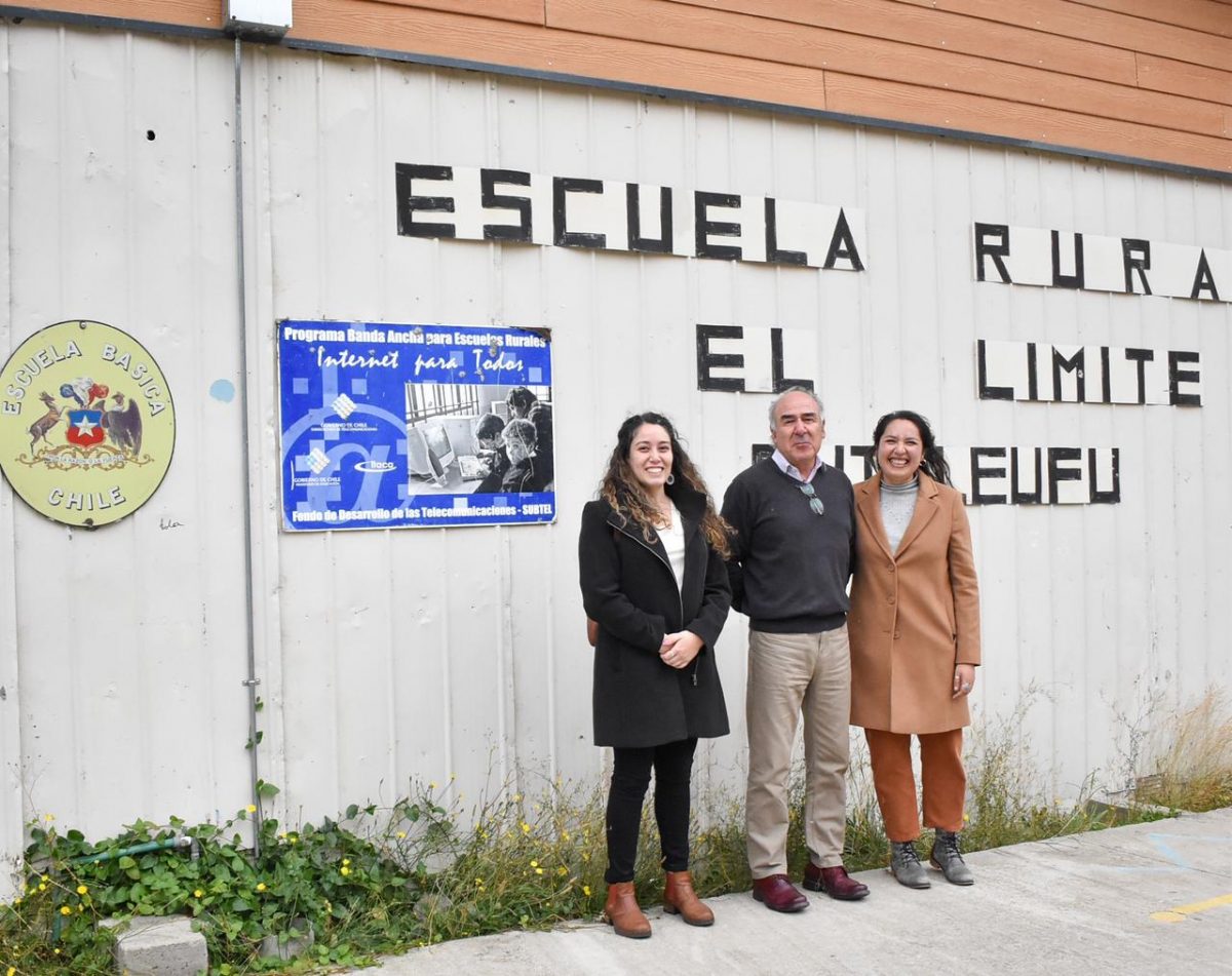 Seremis visitan escuela El Límite de Futaleufú