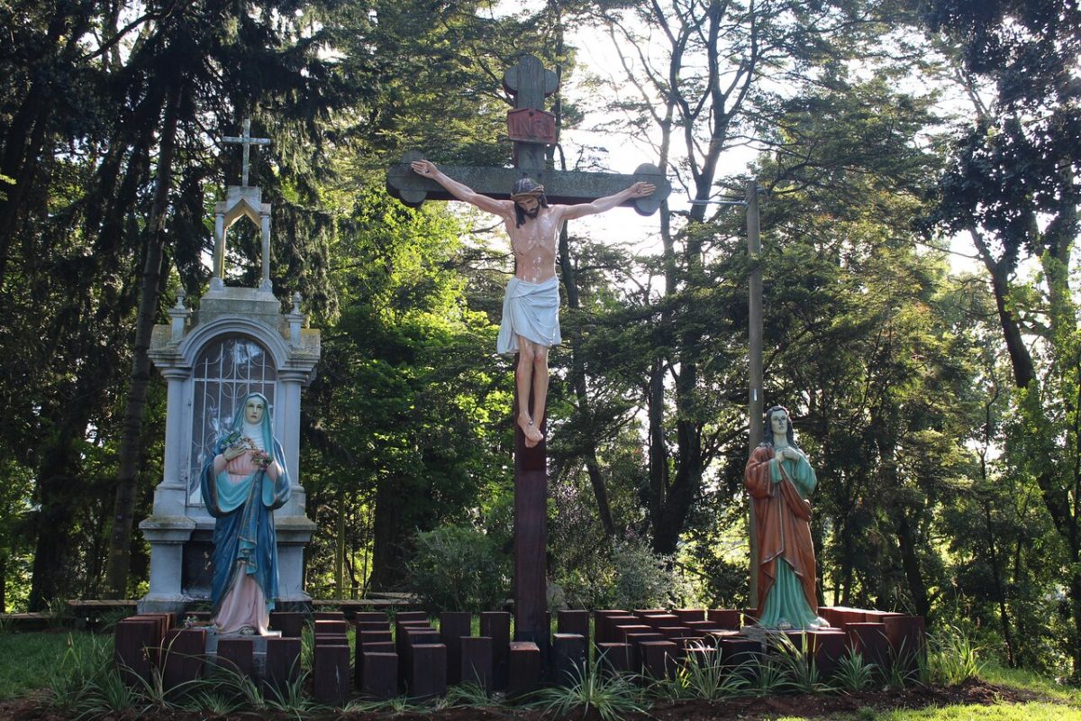 Invitan a participar de Vía Crucis al Monte Calvario