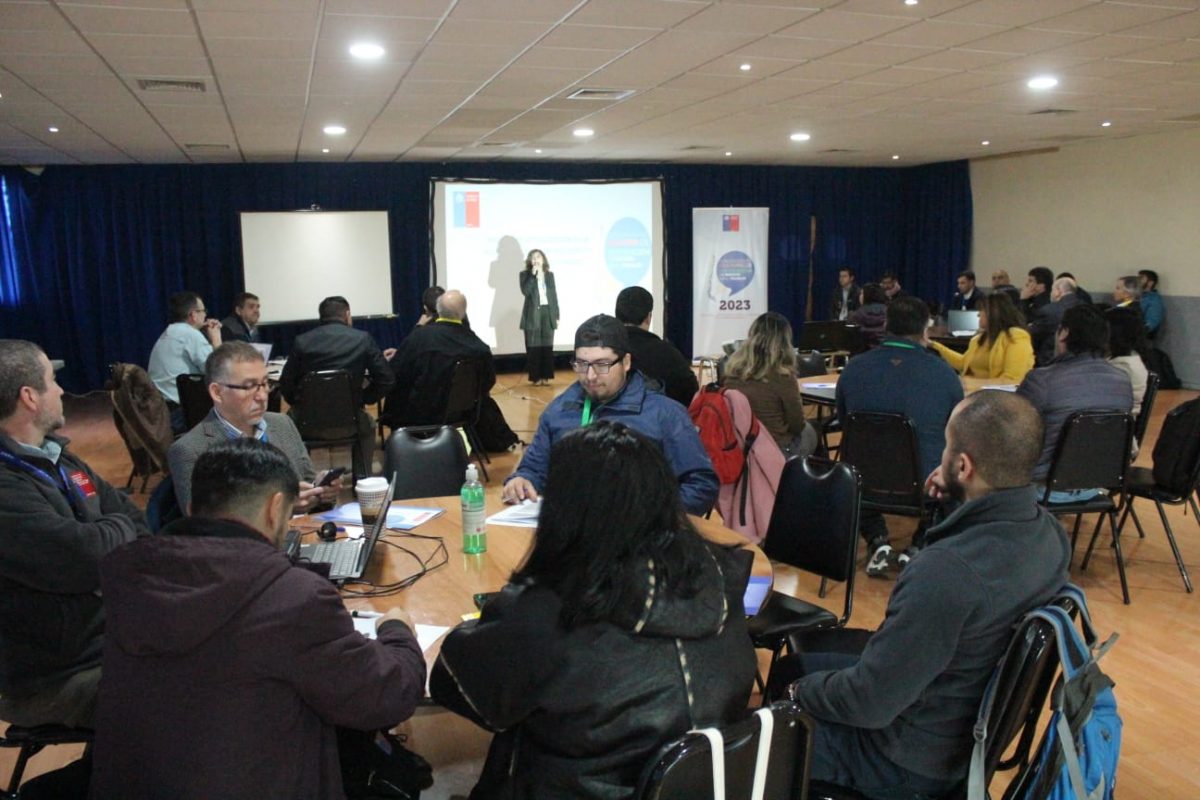 Dialogan sobre seguridad y salud en el trabajo