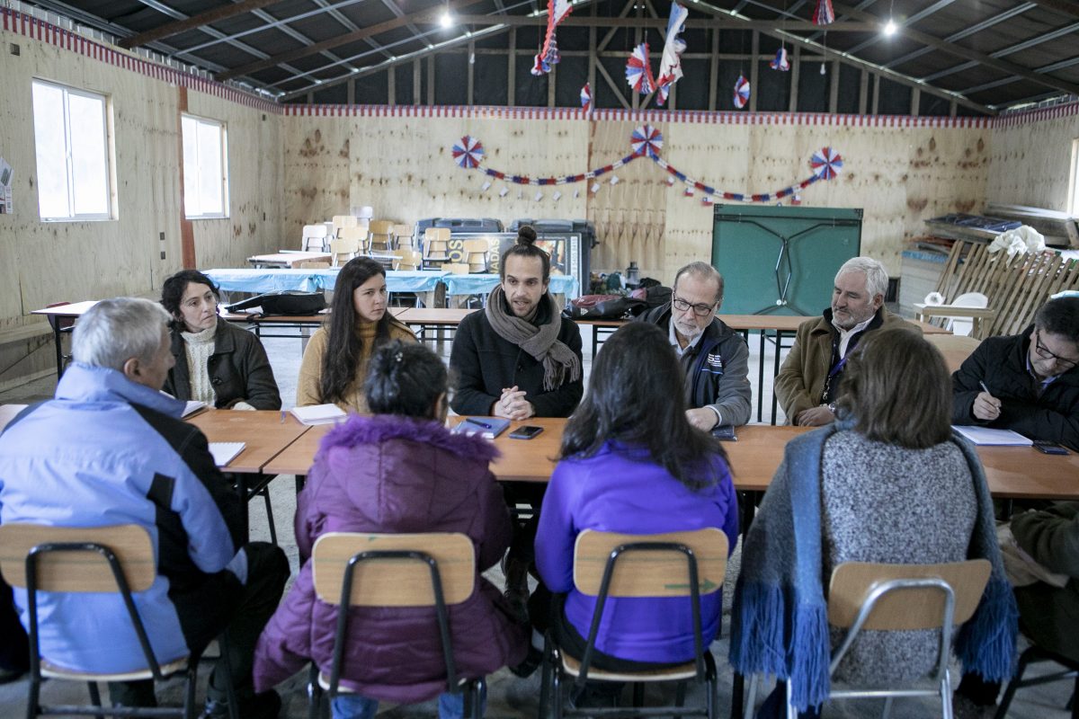 Abordan problemas de suministro eléctrico rural