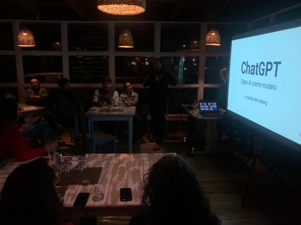 Inauguran talleres de Inteligencia artificial para economía y turismo