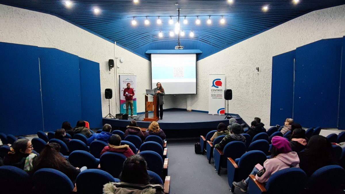 Realizan jornadas Emprende con Éxito