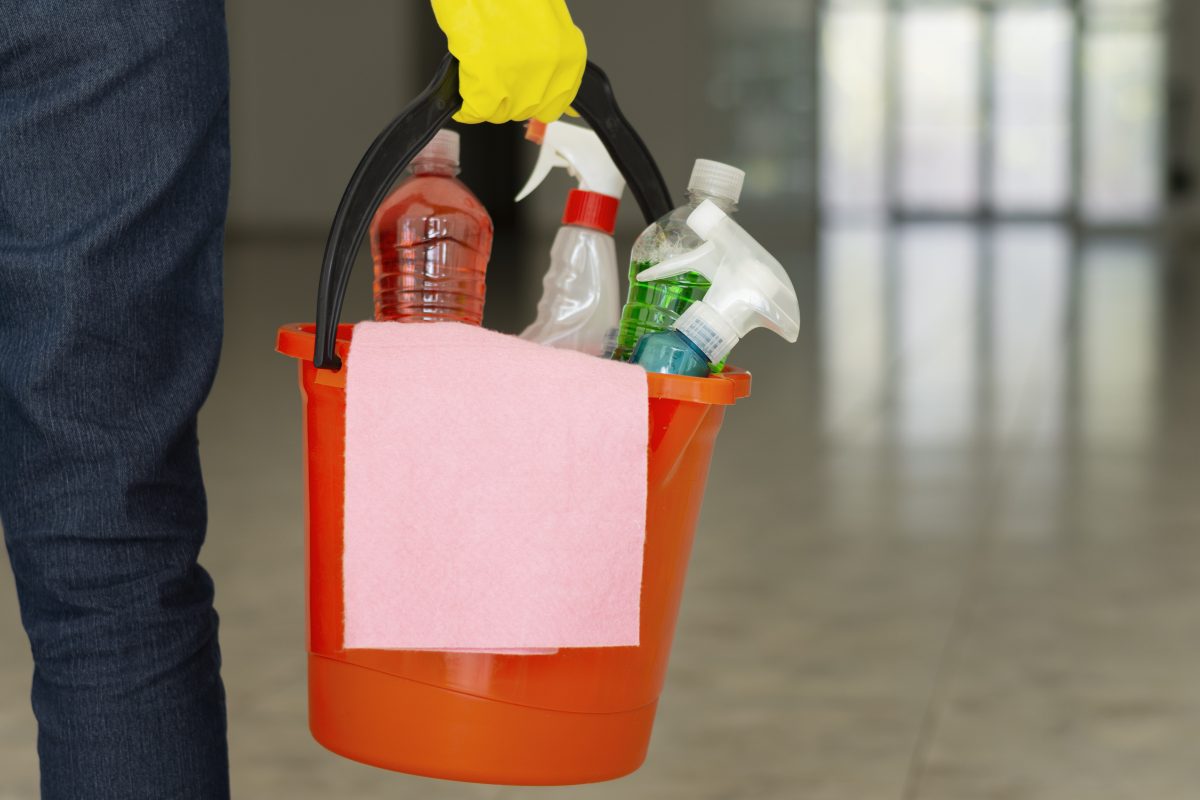 Productos de limpieza y contaminación del aire al interior de los hogares