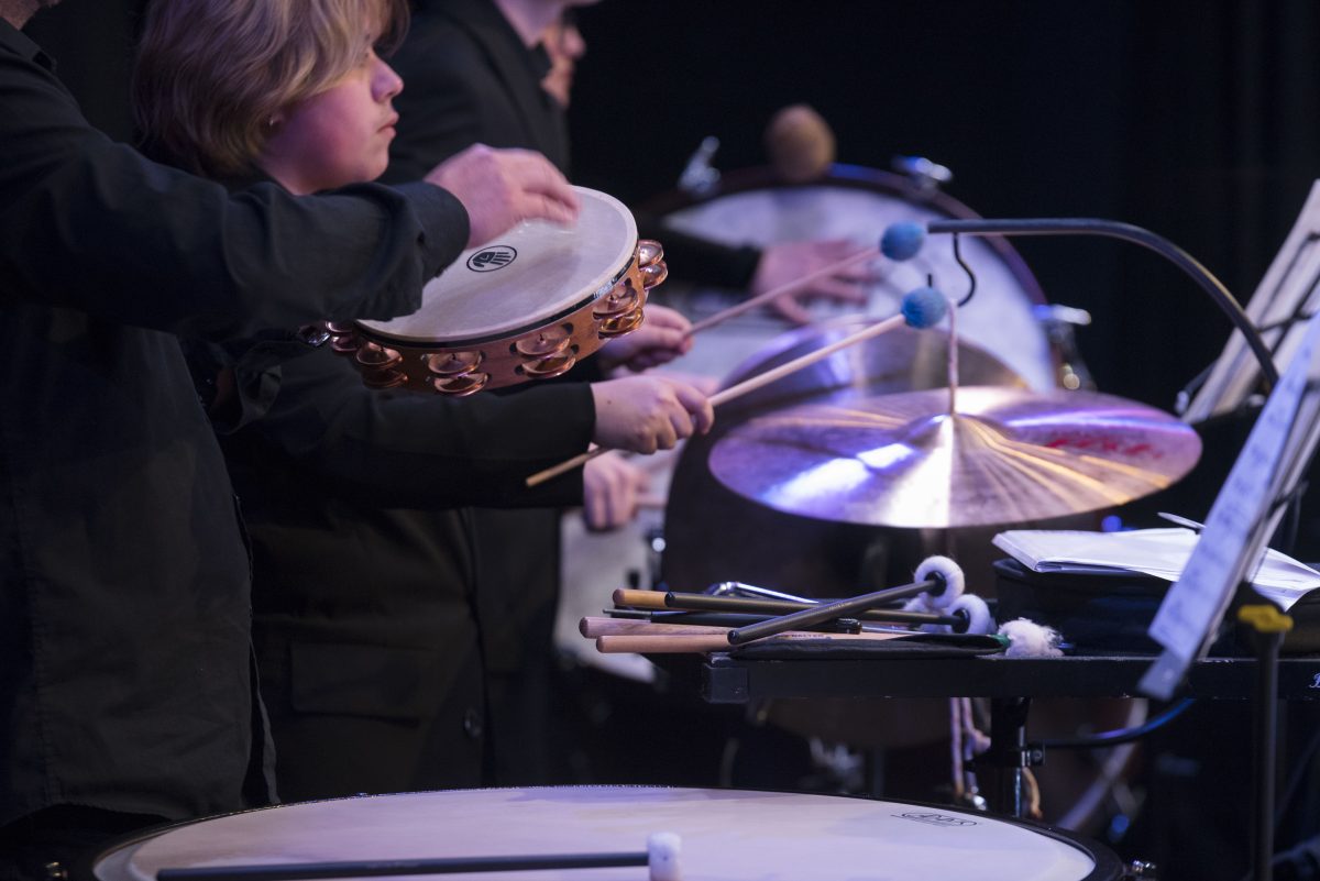 Orquesta Sinfónica Juvenil Recibe Fondo para Renovación de Instrumentos