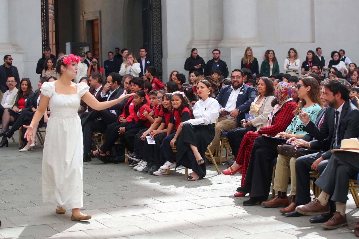 Conmemoración de los 80 años del Nobel a Gabriela Mistral