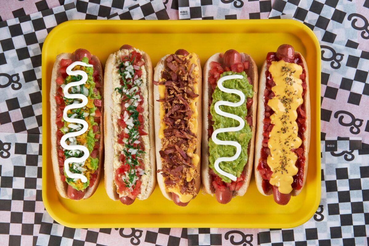 Día del Completo: hay actividades para comer gratis y promos que parten en los $1.500