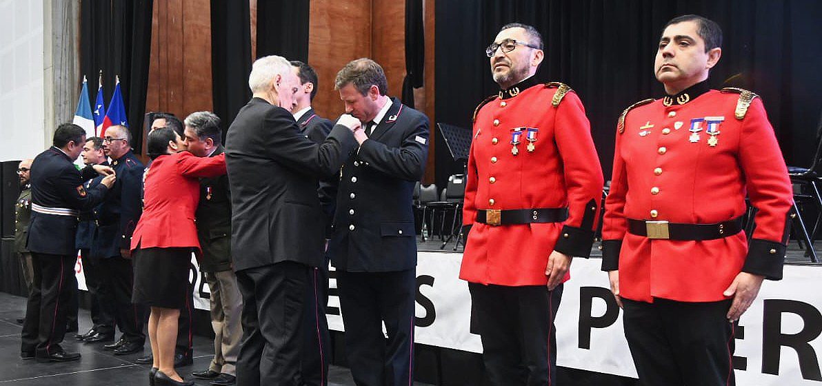 Bomberos de Puerto Montt celebró 160 años de historia