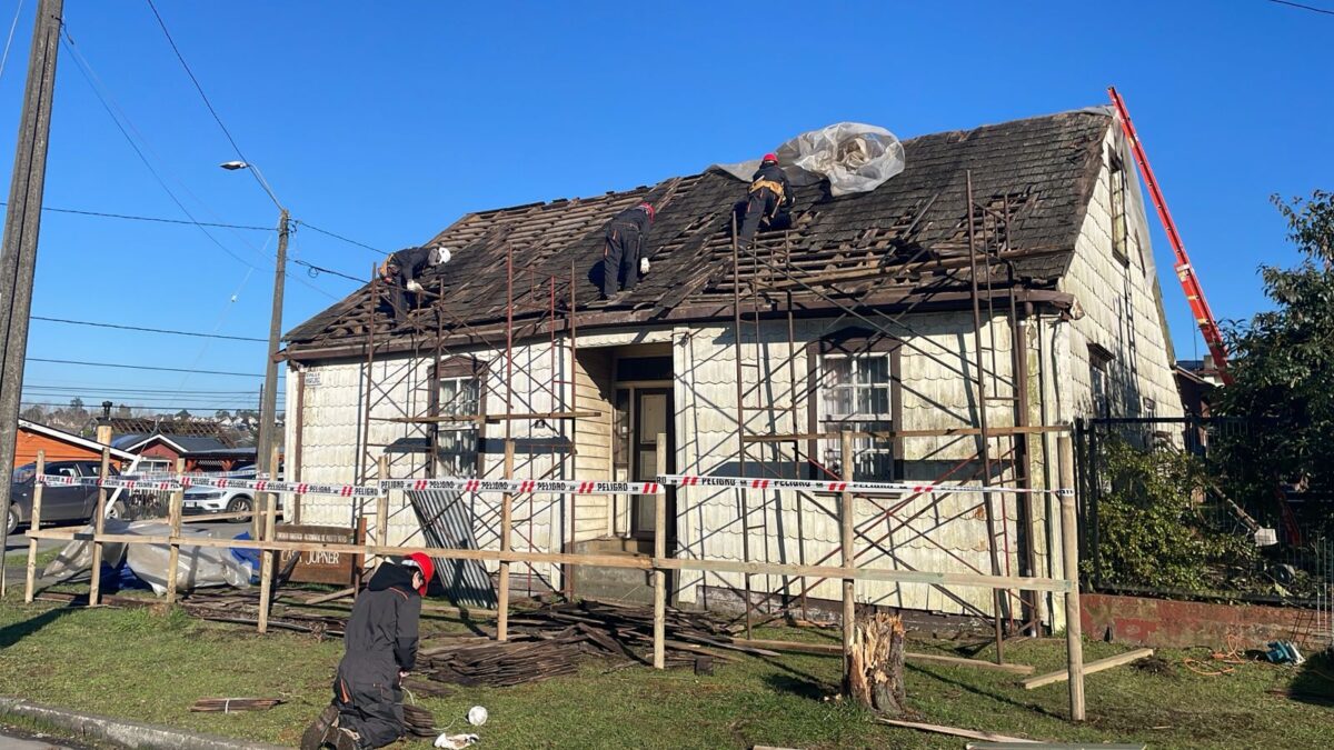 Puerto Varas recupera la Casa Angulo tras el tornado