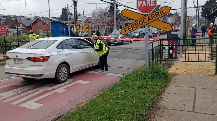 EFE suma monitores permanentes en cruces ferroviarios claves