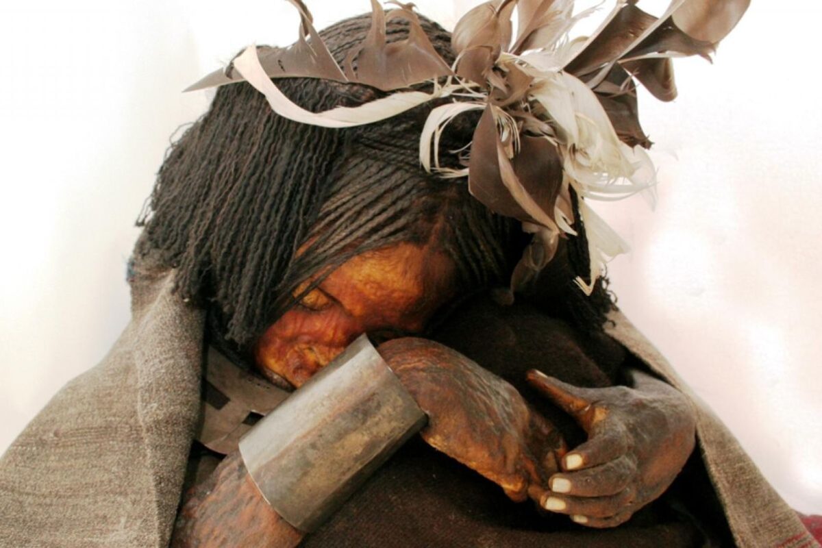 Niño del cerro El Plomo