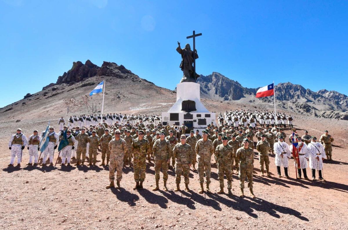 Chile y Argentina inician expedición binacional Aconcagua 2026