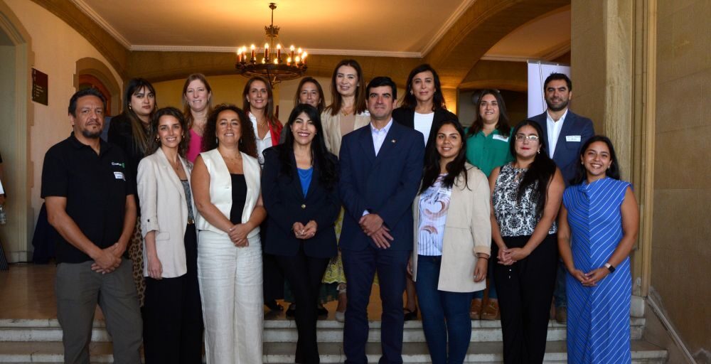 Ministra de Ciencia lidera reúne con mujeres STEM en la USM