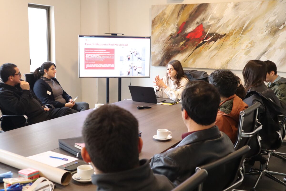 USM participa en el desarrollo de maqueta interactiva para difundir el sistema de transporte público de Santiago