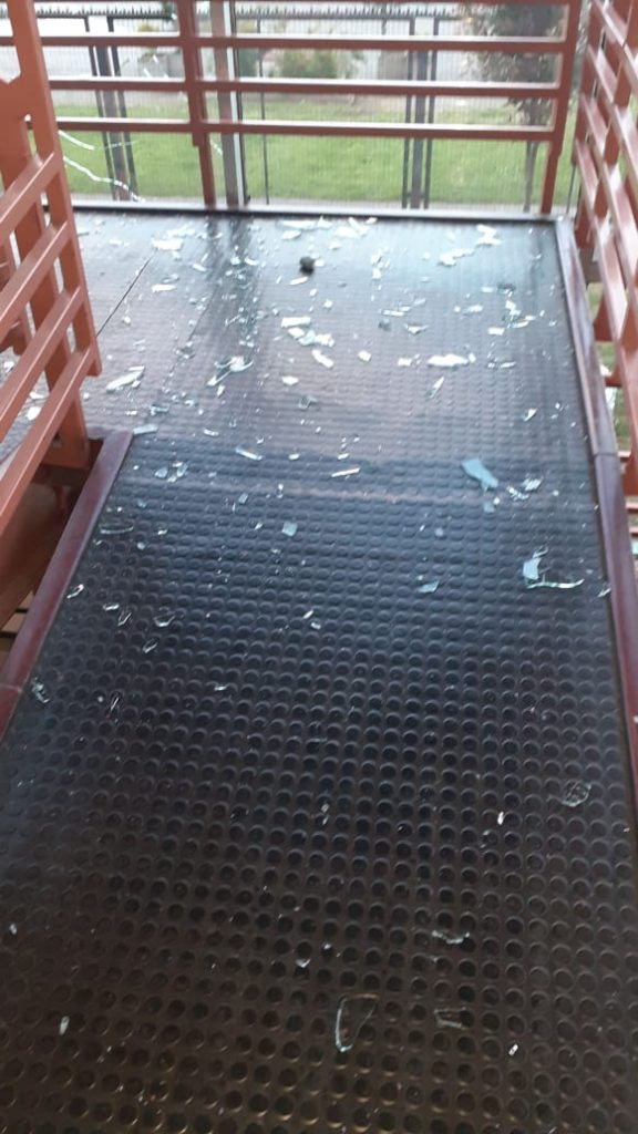 Autoridades condenan destrozos en Aspadep – Diario Puerto Varas Autoridades condenan destrozos en Aspadep - Diario Puerto Varas