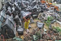 En Chile solo se recicla un 5% de residuos de aparatos electrónicos